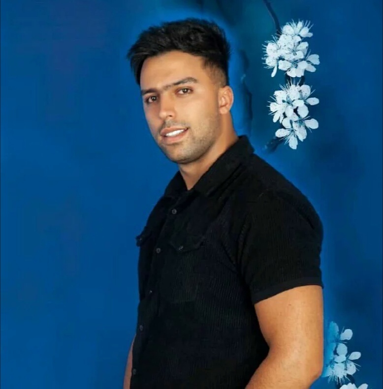 پوریا محمدی پرچمدار